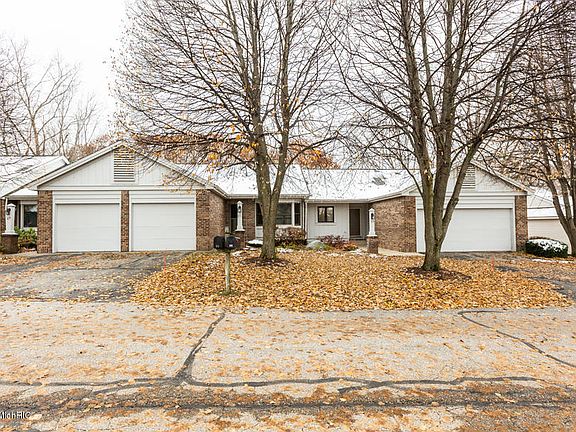 2nd image of 71 Skyline Cir NW #128