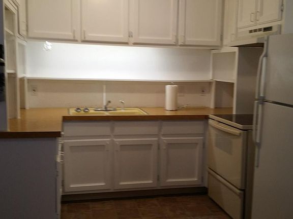 Kitchen with Led Lighting