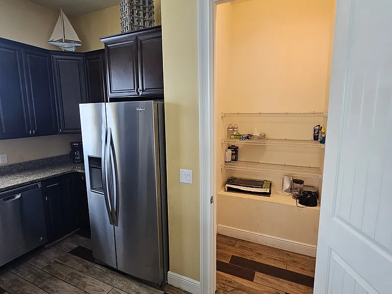 123 Harding Ave — Photo 7