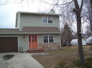 906 E 8th St, Gillette, WY 82716