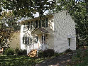 1st image of 825 Illinois Ave