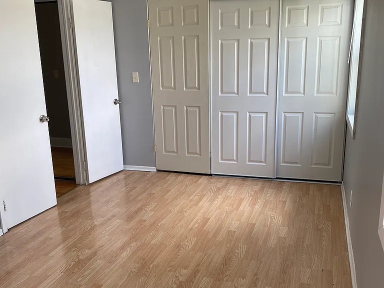 441 Greentree Ln — Photo 24