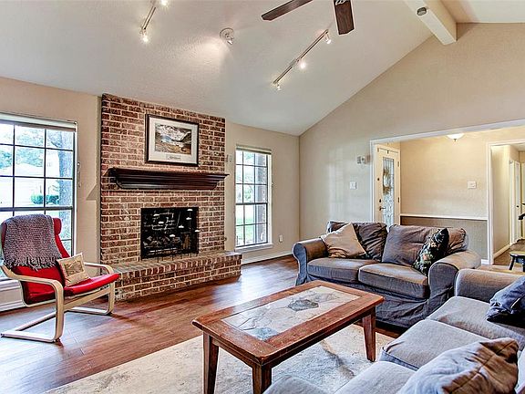 4th image of 7703 Creek Glen Dr