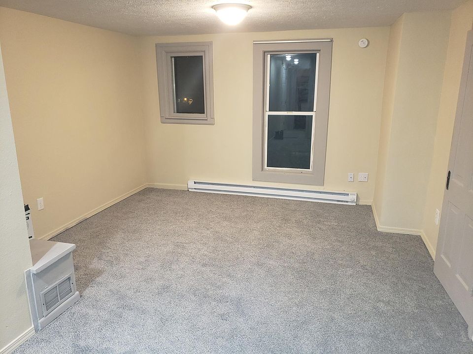 1st image of 1630 W Pacific Ave APT 3