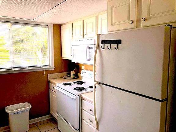 5th image of 940 98th Hwy #44