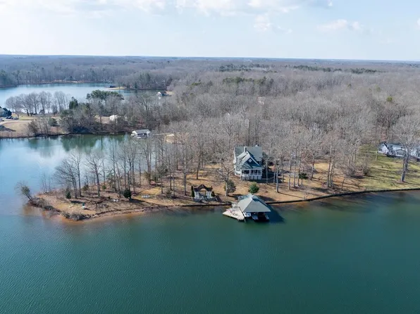 175 Covenant Way, Bumpass, VA 23024