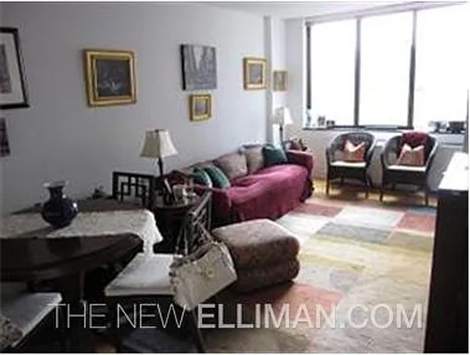 Rented by Douglas Elliman | media 22