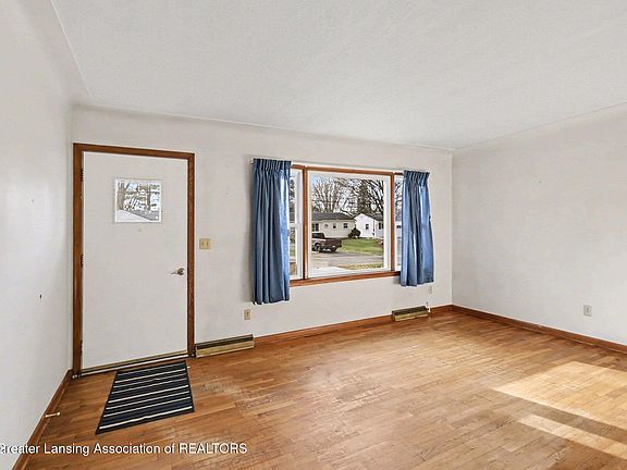 4th image of 6253 Hilliard Rd