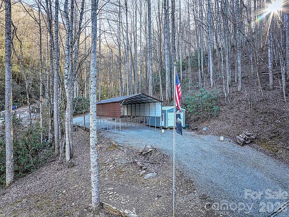 4th image of 390 Camp Branch Rd