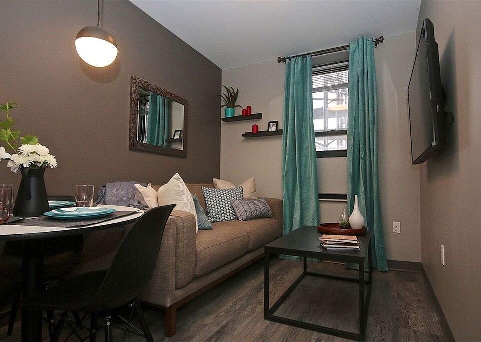 1st image of 15 E 11th St APT 7E