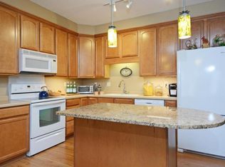 3800 85th Ave N APT 101, Brooklyn Park, MN 55443