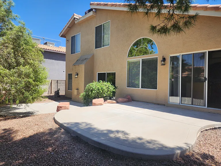 2712 Cricket Hollow Ct — Photo 7