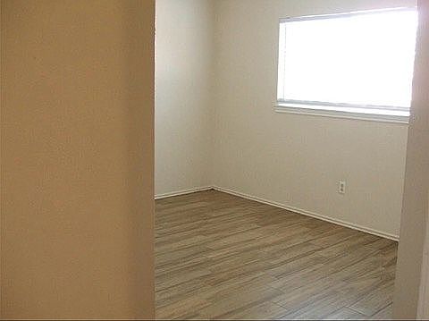 1st image of 3310 Edgecreek Dr