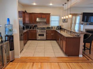 13 Hilton St, Belleville, NJ 07109