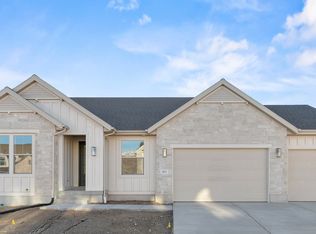 3851 W Wheatgrass Ln, Lehi, UT 84043