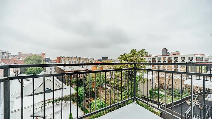 Rented by Nooklyn NYC LLC | media 30