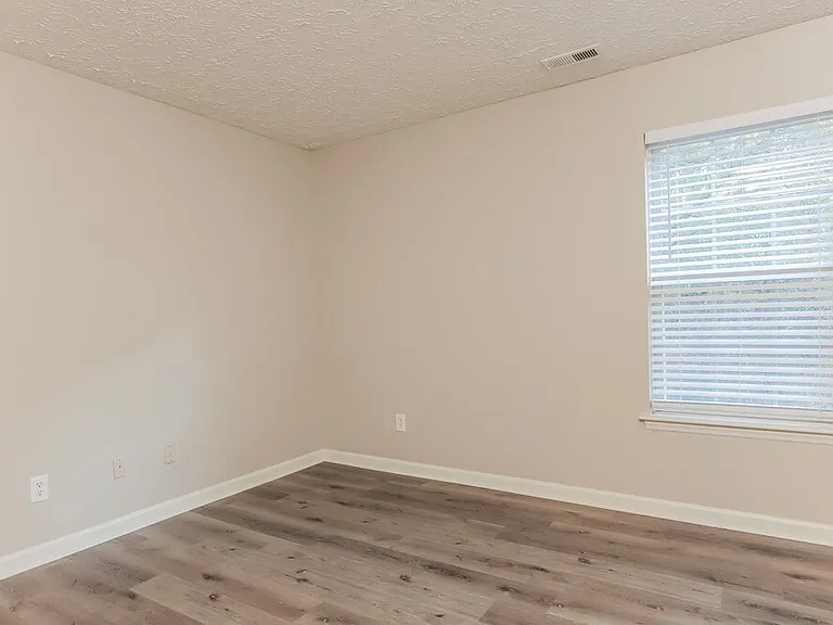 5700 Brambleton Ave — Photo 15