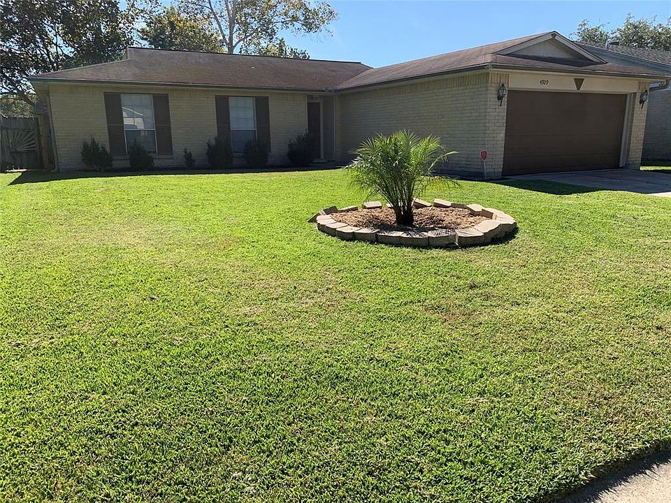 1st image of 4929 Crestway Dr
