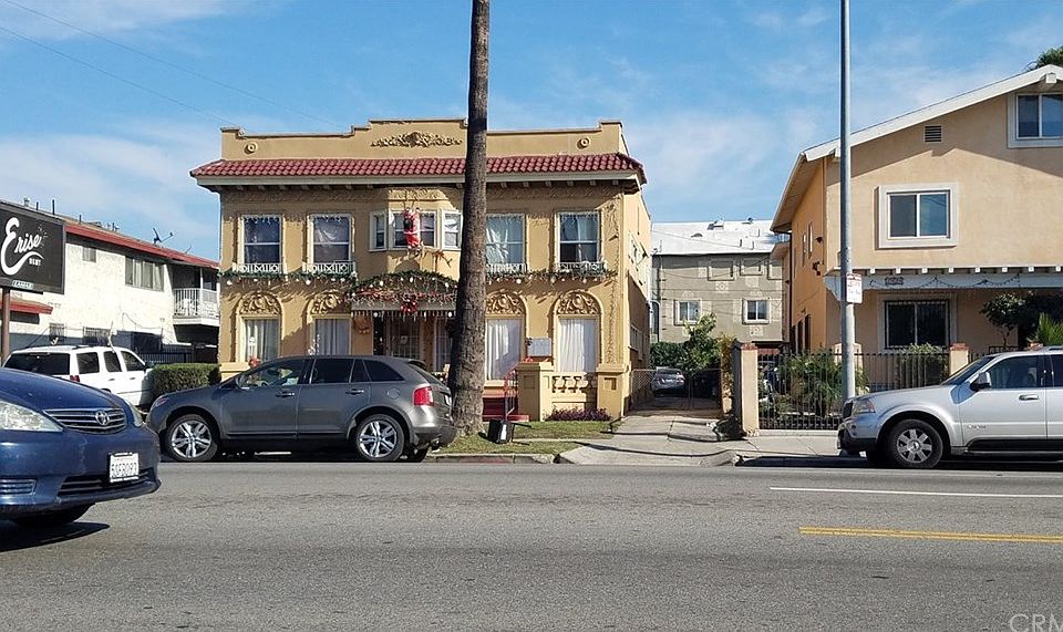1st image of 4810 S Figueroa St