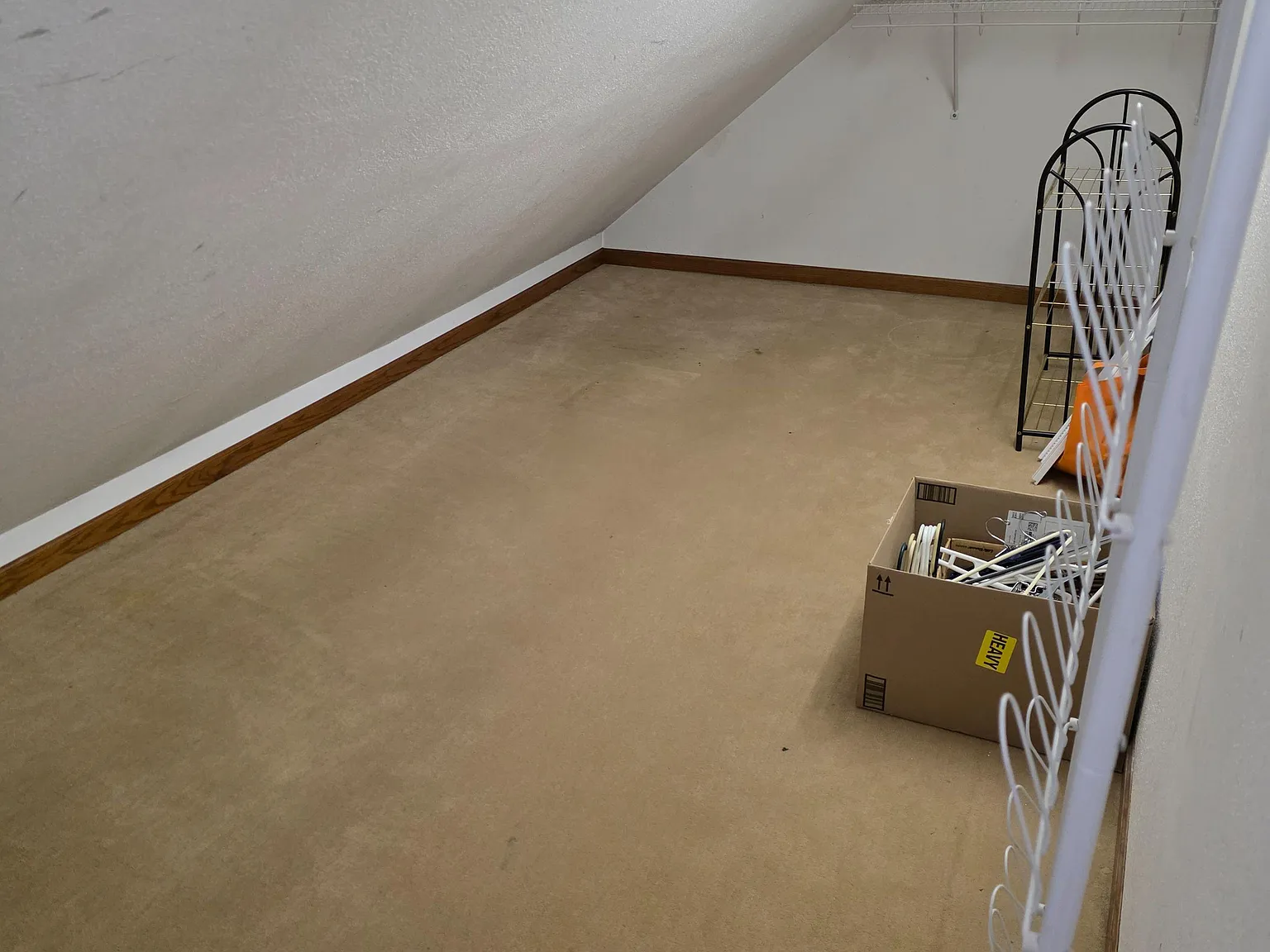 1 bed, 1.0 bath, 2600 sqft, $1,252 — Photo 4