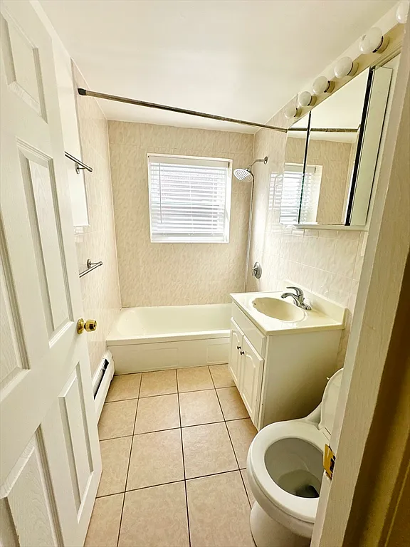 2 bed, 760 sqft, $2,600 — Photo 2