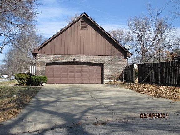 2nd image of 5231 Stanton Dr