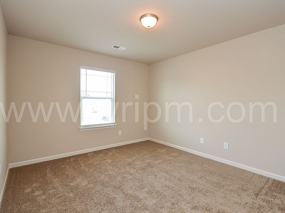 4th image of 396 Rankin Cir