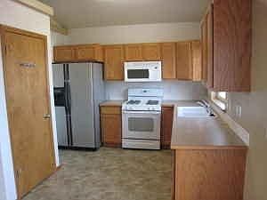 4th image of 1323 S Van Marter Ln