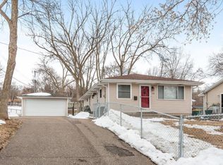 3130 Halifax Ave N, Robbinsdale, MN 55422