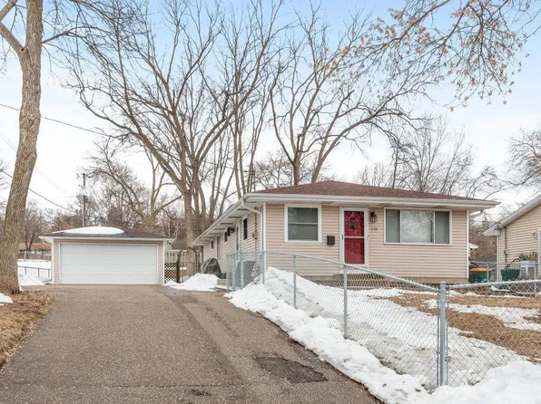 3130 Halifax Ave N, Robbinsdale, MN 55422