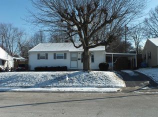 44 Stadia Dr, Franklin, OH 45005