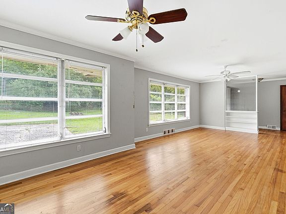 5th image of 4078 Briarcliff Rd NE