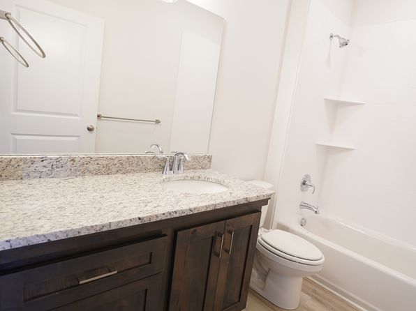 141 W 1575 N APT 201, Logan, UT 84341