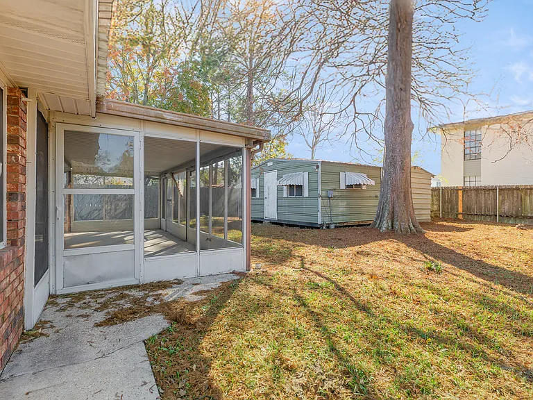 113 Aberdeen Dr — Photo 24
