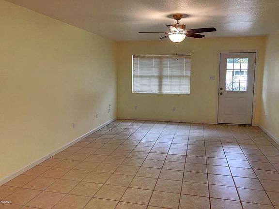 5th image of 111 Sherwood Cir