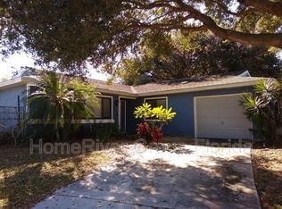 274 SW Kentwood Rd, Pt Saint Lucie, FL 34953