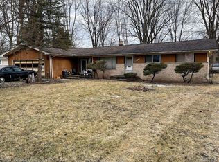 50250 Gravel Rdg, Shelby Township, MI 48317