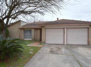 3450 Fountain Spring Dr, Houston, TX 77066