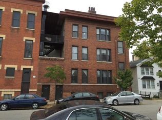 922 S Miller St APT 1, Chicago, IL 60607