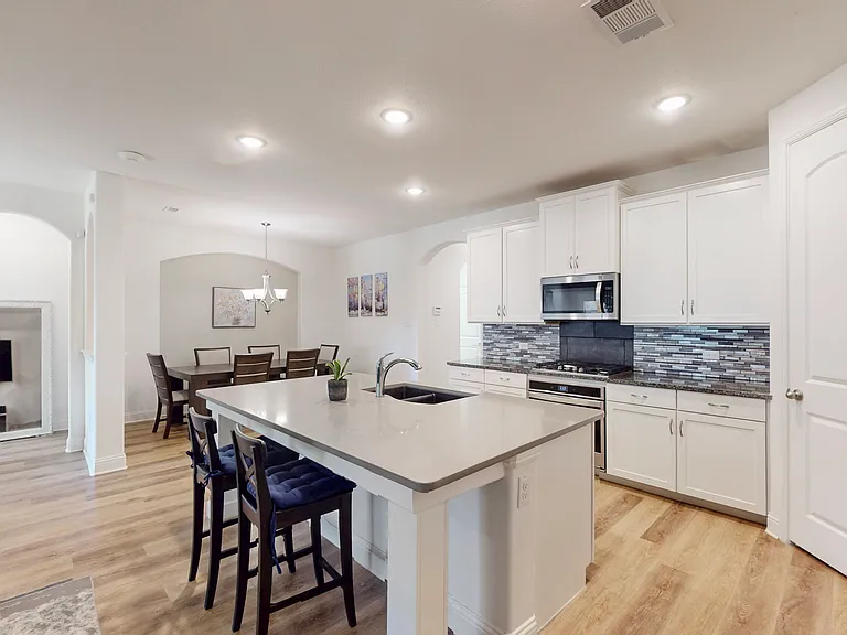 6112 Whale Rock Ct — Photo 10