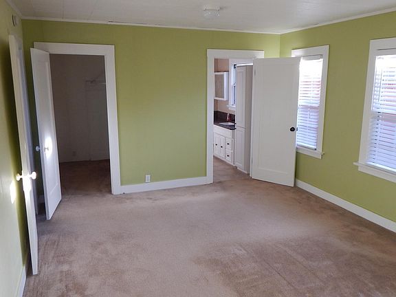 Oversized master bedroom with walk in closet