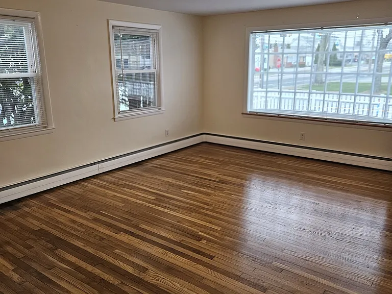 404 Dover Ave #1 — Photo 6