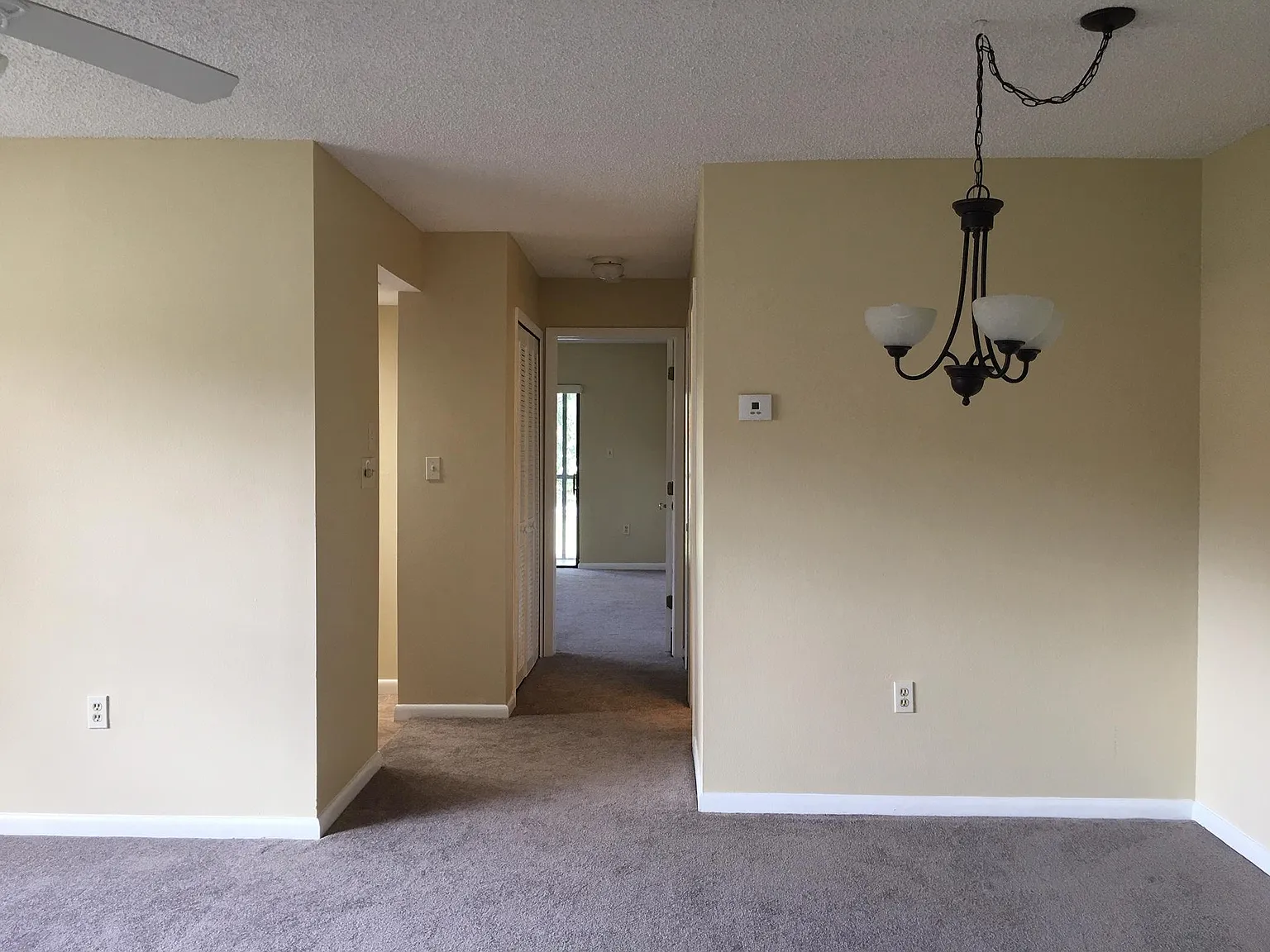 1 bed, 1.5 bath, 775 sqft, $1,500 — Photo 3