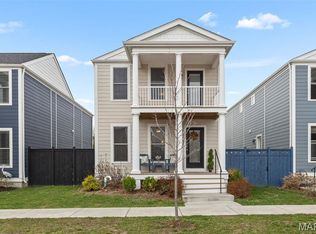 5085 Barter St, Saint Charles, MO 63301