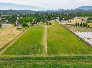 4361 Leonard Rd, Grants Pass, OR 97527