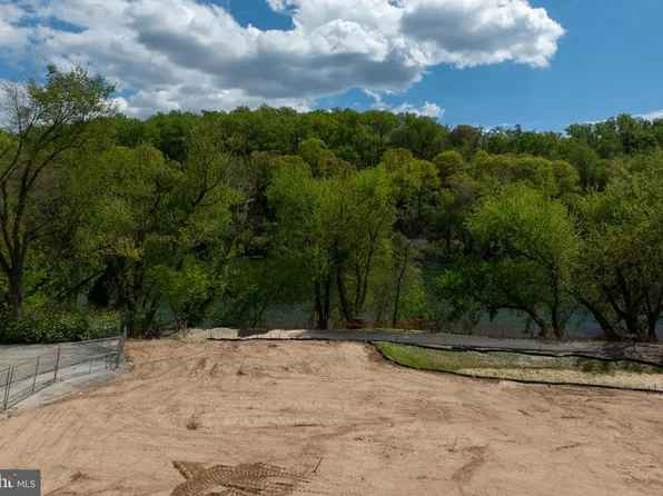 962 Riverplace Dr #62, Conshohocken, PA 19428