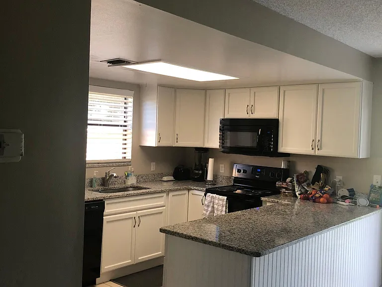 3093 Sea Gate Cir — Photo 5