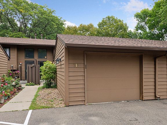 2nd image of 311 W Eagle Lake Dr