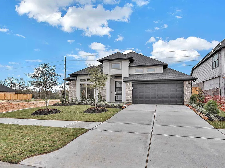5026 Albany Shores Ln — Photo 2