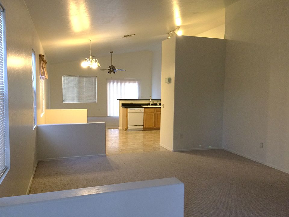 2nd image of 10657 E Plata Ave